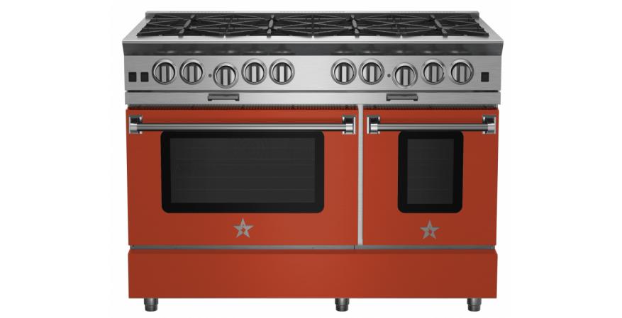 The eight colors in the company’s new Matte collection boast a smooth, velvety finish that is understated yet design-forward. The pro-style appliances are constructed with commercial-grade stainless steel.