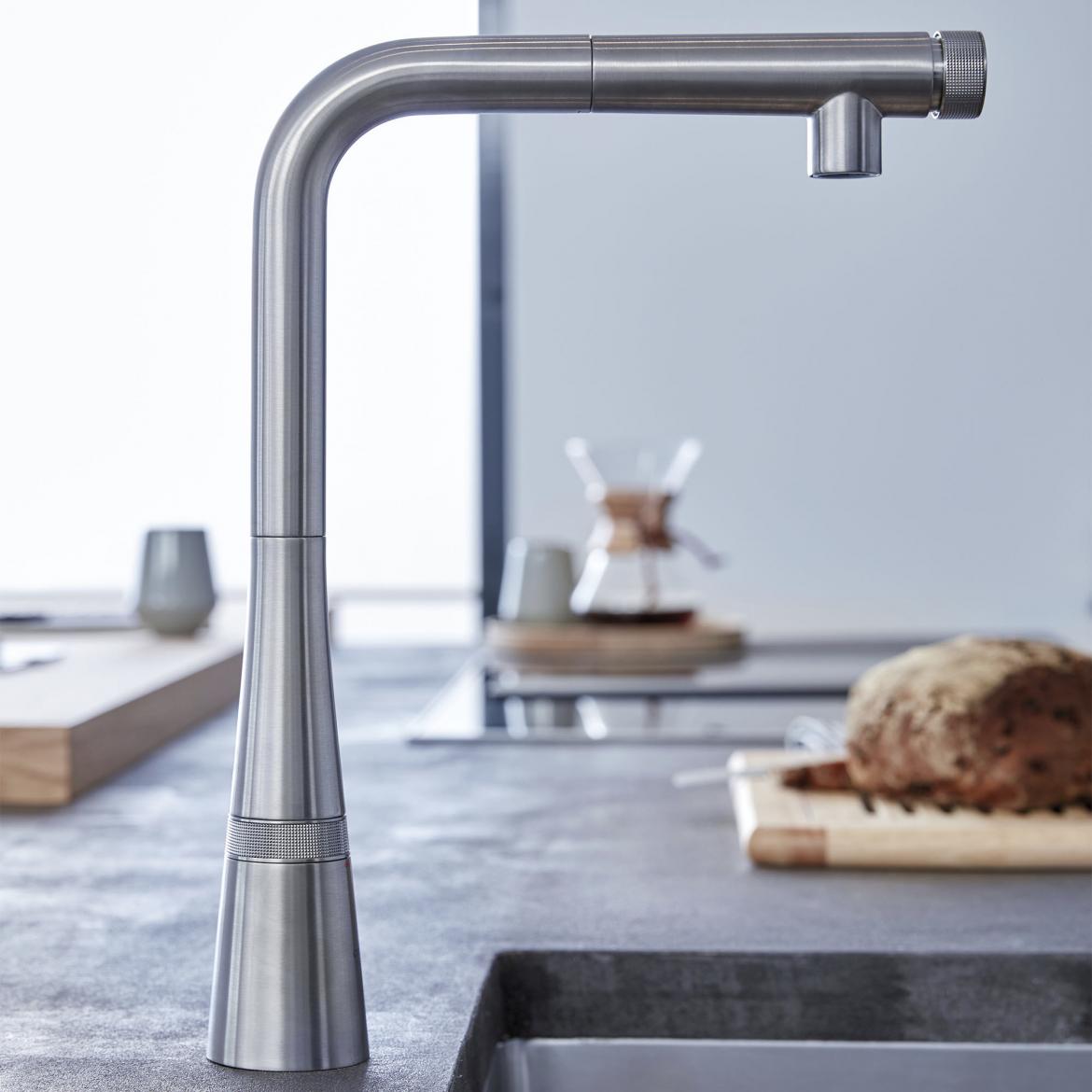 Grohe Adds New Smart Kitchen Unit to the Ladylux Faucet Collection 