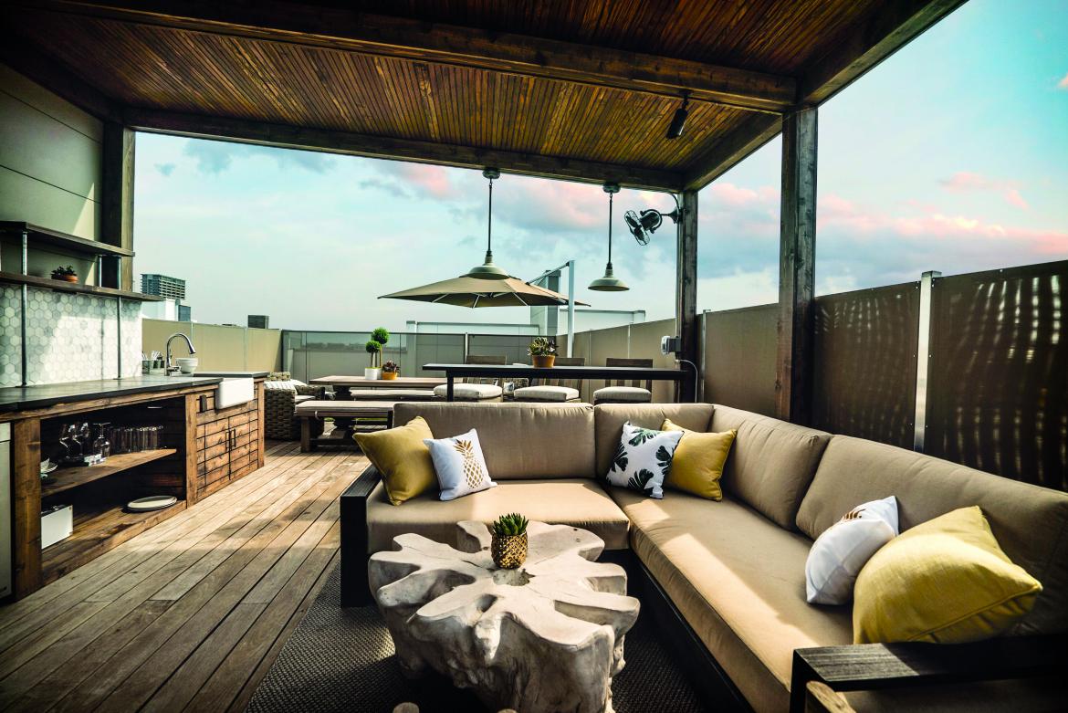 Dining alfresco is one of the pleasures of having a home, but for those with no outdoor space on terra firma, the rooftop is a great alternative. Adam Miller and the team at design/build firm Chicago Roof Deck & Garden specialize in outdoor kitchens in the sky.