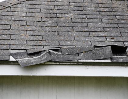 roof shingles damaged by hail 