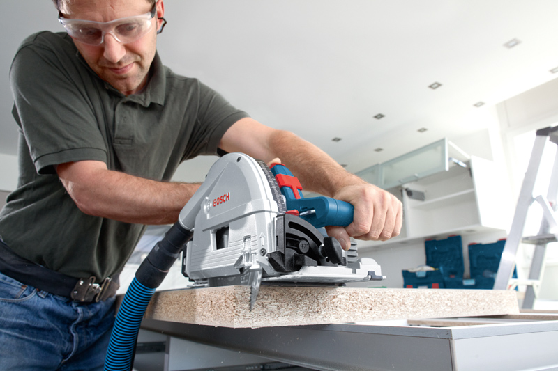Bosch Power Tools GKT13 track saw with dust extractor