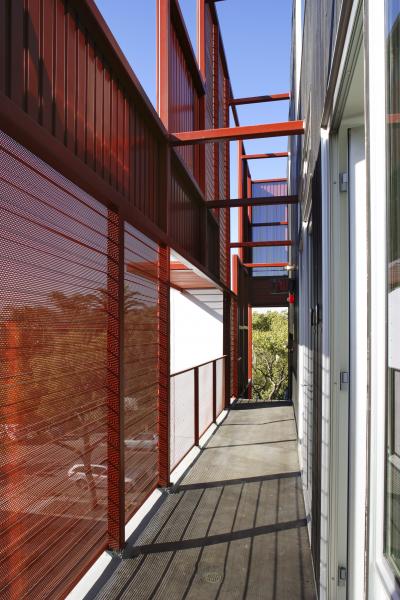 O’Herlihy Architects Formosa 1140 West Hollywood Covered Side walkway