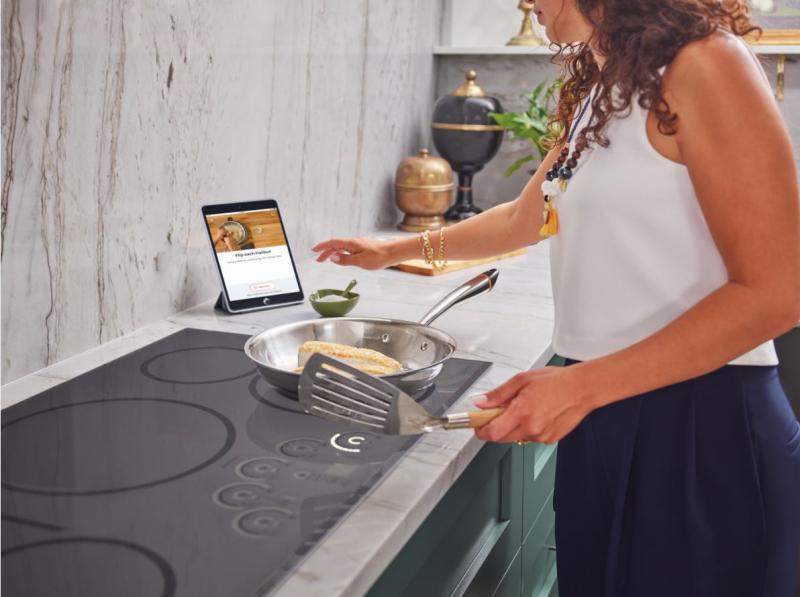 Cafe Appliances smart induction cooktop